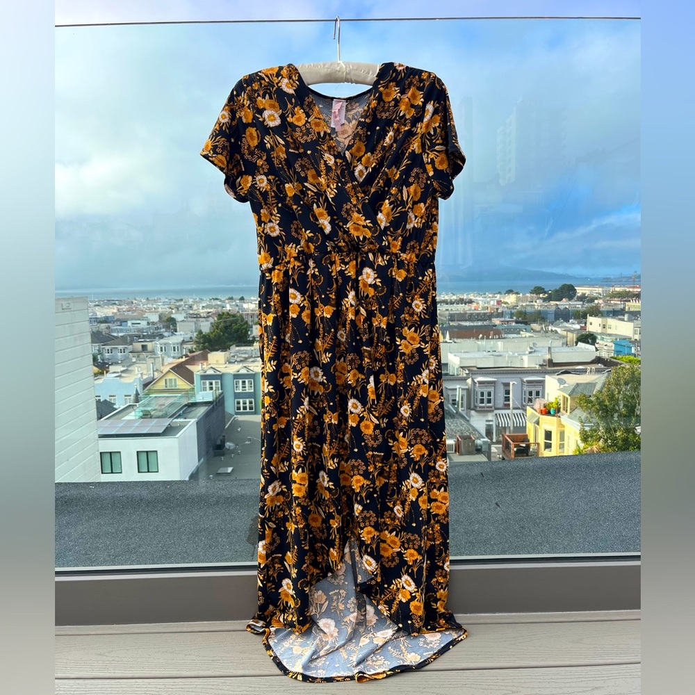 I MODE boutique dress